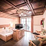 Hauserei Design & Kraeuterhotel 4* Steeg
