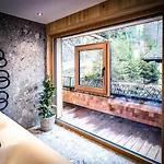 Hauserei Design & Kraeuterhotel Steeg