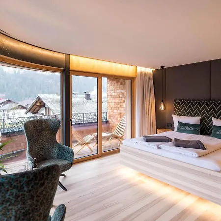 Hauserei Design & Kraeuterhotel Affittacamere 4*