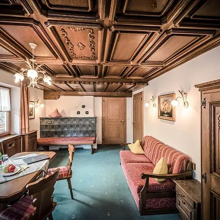 Affittacamere Hauserei Design & Kraeuterhotel 4*