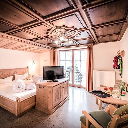 Hauserei Design & Kraeuterhotel * Steeg