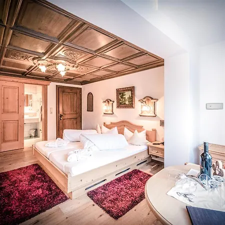 Hauserei Design & Kraeuterhotel Affittacamere Steeg