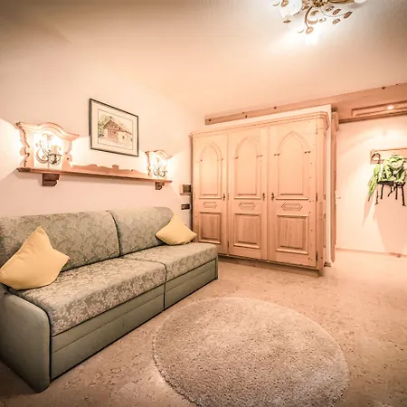 Affittacamere Hauserei Design & Kraeuterhotel