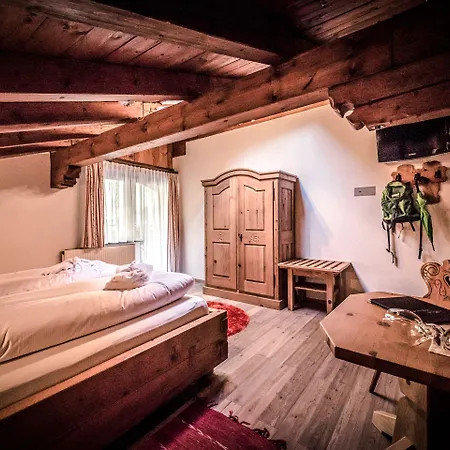 Hauserei Design & Kraeuterhotel Vendégház 4*